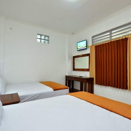 Hotel Bukit Uhud يوغياكارتا المظهر الخارجي الصورة